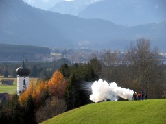 Salutkanone auf der Leite