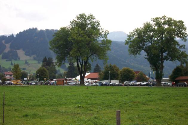 01_Hurra-der-Viehmarkt-Montag.JPG