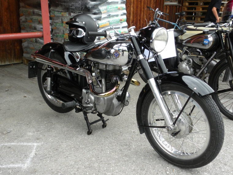 Bild: 10_Horex_1950_12PS.jpg