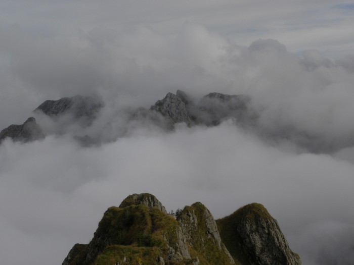 Bild: 15_auf_dem_Branderschrofen_Richtung_Hochplatte-Massiv.jpg
