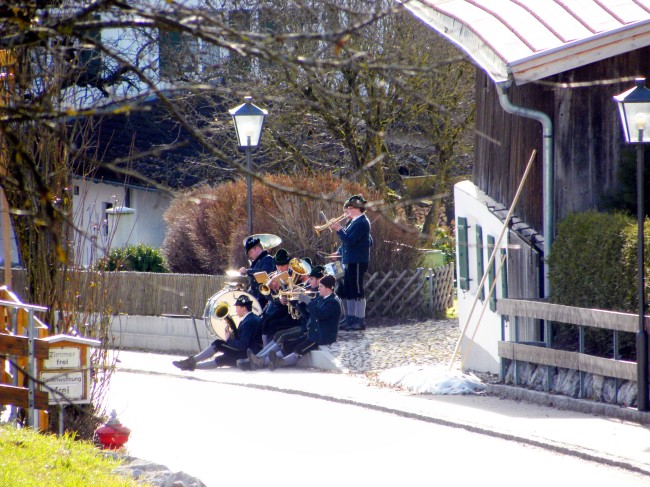 Bild: 02_ein_Staendchen_vorm_Obergunkl.jpg