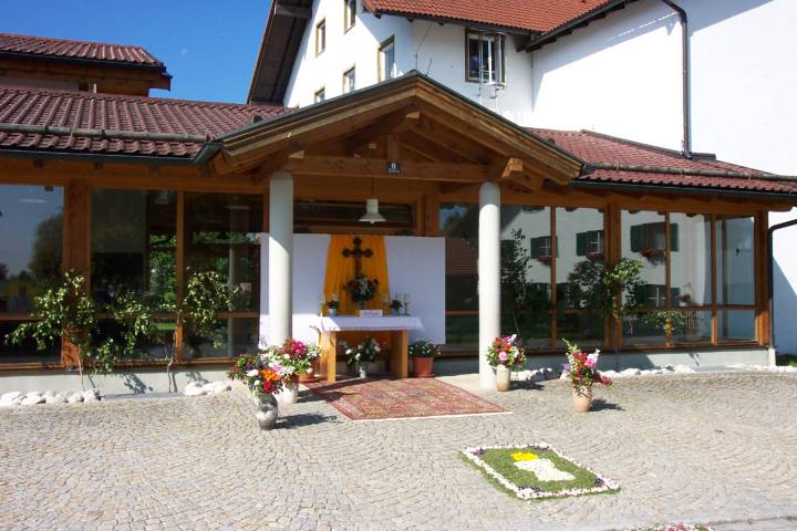 02_Altar-1-(Schule).JPG